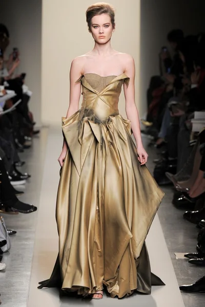 Look 33